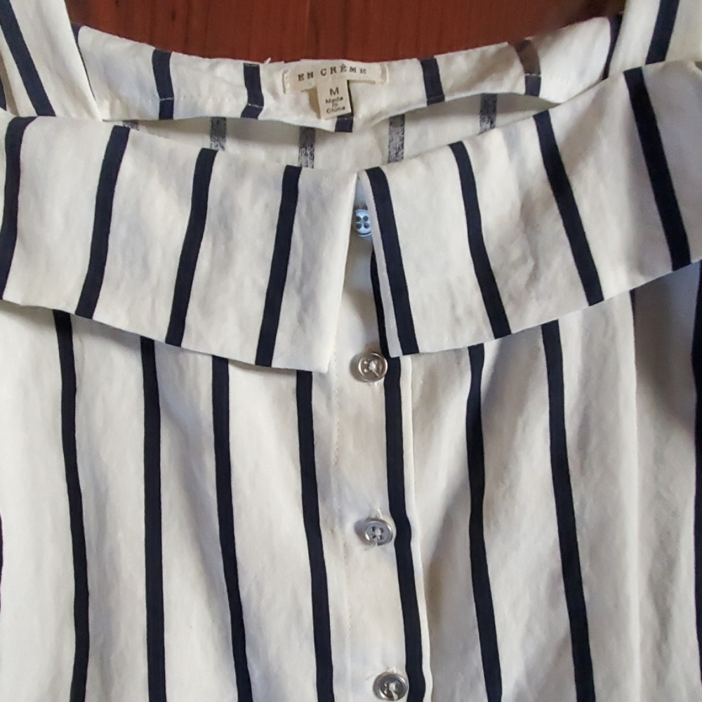 Top - Picture 3 of 3